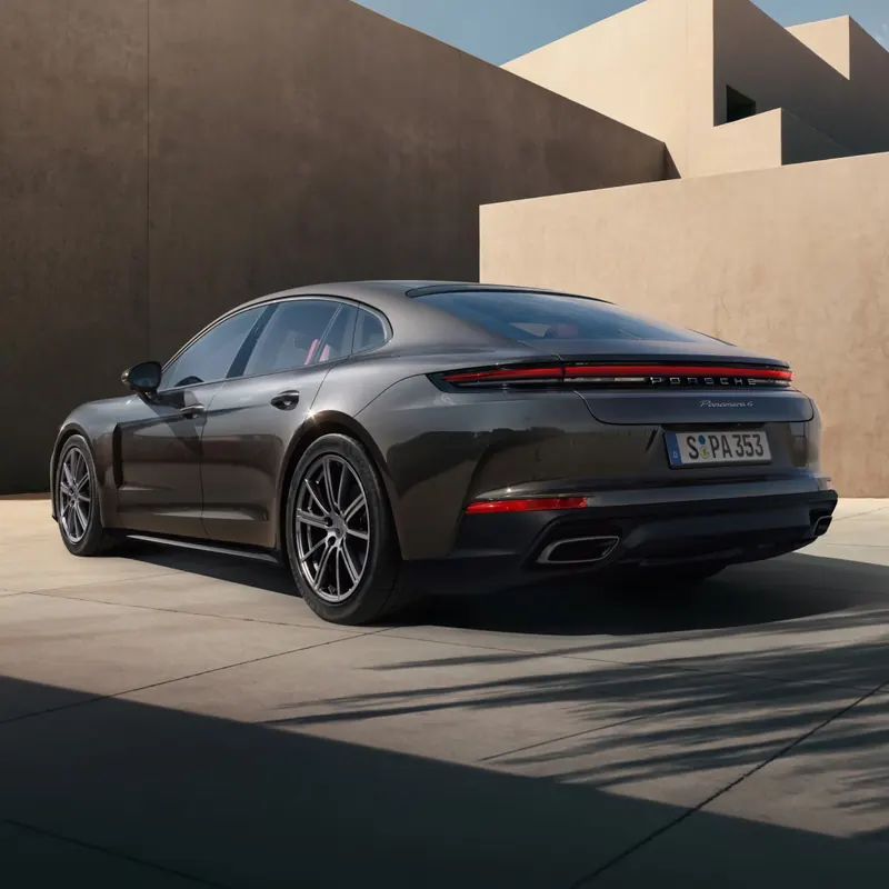 Porsche Panamera 4 E-Hybrid